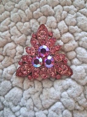 Gorgeous Pink AB Rhinestone Brooch
